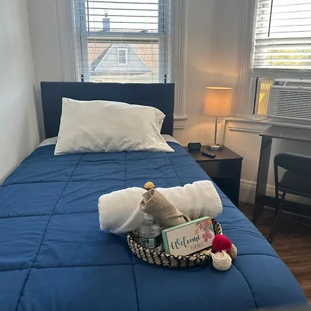 Cozy Private Bedrooms Kitchen Wifi